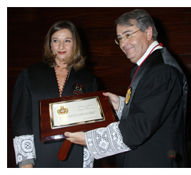 M� Carmen P�rez Cascales, presidenta del CVCA, Francisco Real, decano del ICAV