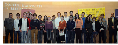 Entregados los premios del concurso de trabajos escolares �No Calles. Act�a�, en defensa de los Derechos Humanos