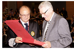 El ICAV homenajea a 217 abogados que cumplen sus bodas de plata, oro y diamante