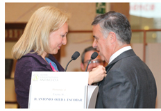 Antonio Ojeda recibe la Cruz de Honor de San Raimundo de Pe�afor