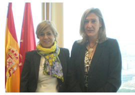 La candidata Sonia Gumpert se reune con la presidenta de la audiencia provincial de Madrid, Ana Maria Ferrer