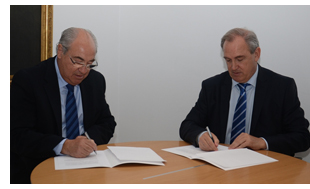 decano del ICAIB, Mart�n Ale�ar, y el presidente del COAPI, Jos� Mar�a Mir