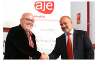 MicroBank y la Asociaci�n de J�venes Empresarios de Madrid firman un acuerdo para facilitar el acceso a la financiaci�n