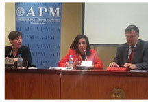 Margarita Robles se�ala que ser� un gran retroceso si se silencia a jueces y medios de comunicaci�n con la nueva LOPJ