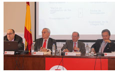 El Consejo de Economistas de Espa�a re�ne a casi un centenar de auditores en la presentaci�n del Manual de Auditor�a