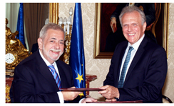 Los tr�mites administrativos que requieren apoderados o representantes se agilizan a trav�s de un sistema telem�tico de documentos p�blicos notariales 