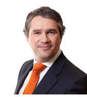 Santiago Mediano, Presidente de Santiago Mediano Abogados