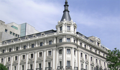 La CNMC multa con 70.000 euros al Colegio Oficial de los Agentes de la Propiedad Industrial