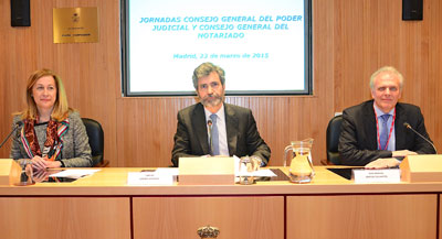 Justicia incrementar� el papel del notario en el control de las cl�usulas abusivas