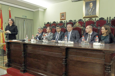 64 alumnos superan la primera edici�n del m�ster universitario en abogac�a