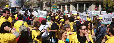 CCOO acusa a Catal� de utilizar el enga�o para justificar la privatizaci�n del Registro Civil