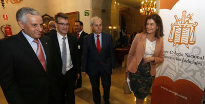 S�nchez-Cortes destaca el  papel de los secretarios judiciales  en la modernizaci�n de la Justicia