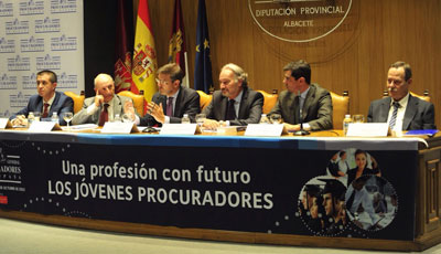 El Ministro de Justicia, Rafael Catal� indica que el procurador es  aliado estrat�gico en la modernizaci�n de la Justicia