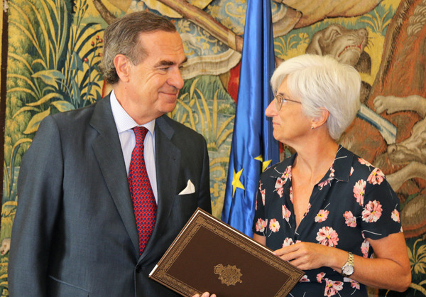 El decano del Colegio de Abogados de Madrid, José María Alonso y la Fiscal General del Estado, María José Segarra