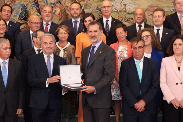 El Rey recibe en audiencia al Pleno del Consejo General de Procuradores de España