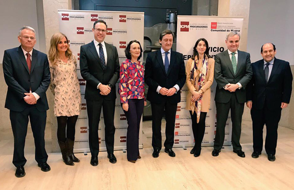 Procuradores de Madrid reúne expertos en violencia de género en debaten sobre ciberviolencia