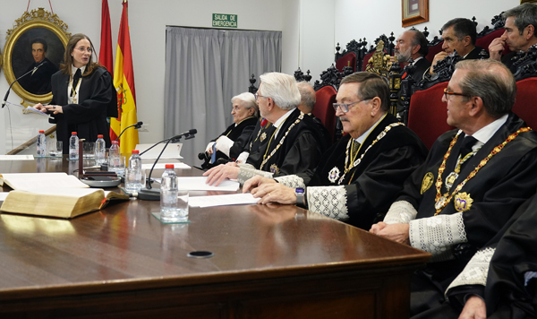 Mª Belén López Espada