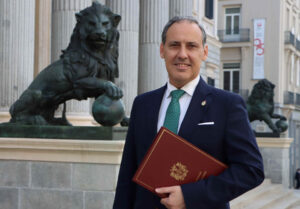 el Decano del ICAM, Eugenio Ribón
