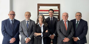Iñaki Larrabeiti, Álvaro de la Rica, Victoria Castelló, Jon Palomero, Socio director de la oficina de Valencia y Juan Carbonell