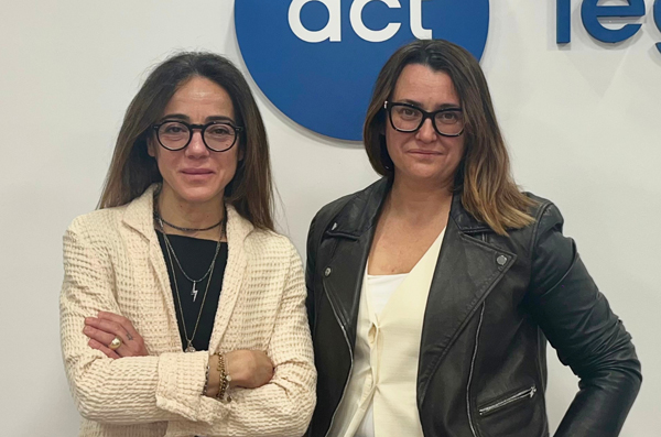 Encarnación Pérez-Pujazón y Cristina de Santiago