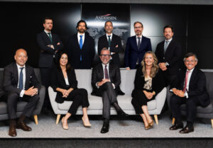 Javier Lacleta, María Soler, José Vicente Morote, Marta Morales, Gonçalo Rhodes (sentados); Carlos Morales, Jesus Alemany, Rafael Leal, Tomás Rivero y Carlos Rodríguez Sau (de pie).