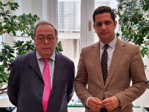 Juan P. Garbayo, director general de Novit Legal, junto a Javier Reyes, socio fundador y director de Bécquer Abogados