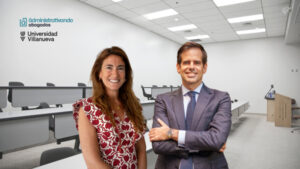 Ester Mocholí, Rectora de la Universidad Villanuena y Antonio Benítez Ostos, socio director de Administrativando Abogados
