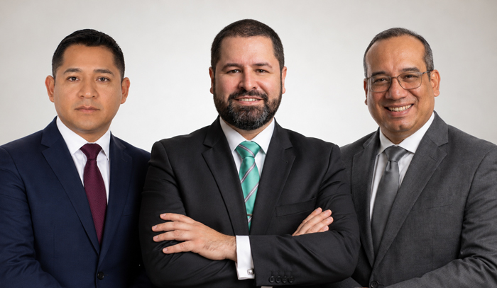 Jack Melchor Rojas Alcarraz , James Raphael Morales Campos y Milko Ortega Polar